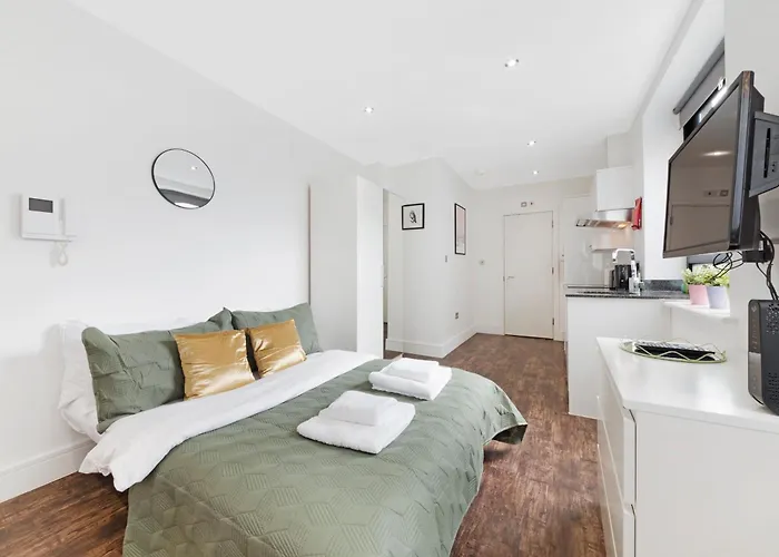 Green Lanes Studios By Morethanstays